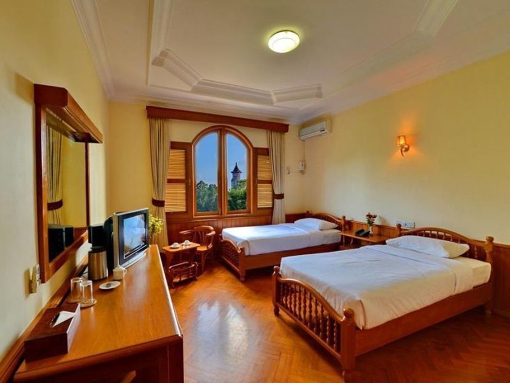 Win Unity Hotel Pyin Oo Lwin Kültér fotó