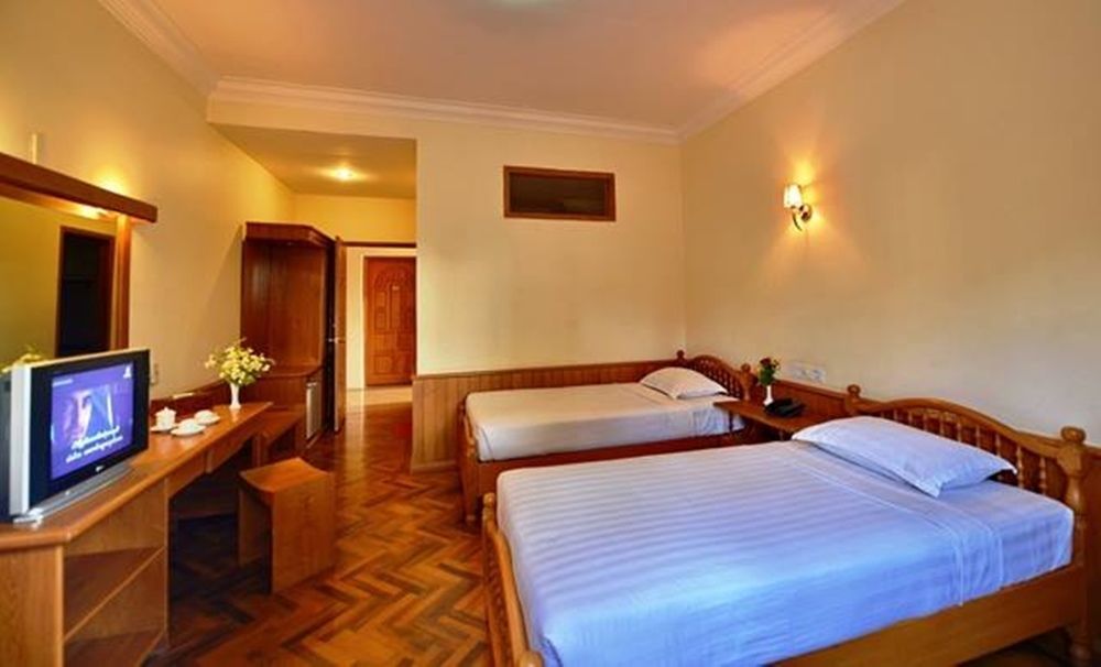 Win Unity Hotel Pyin Oo Lwin Kültér fotó