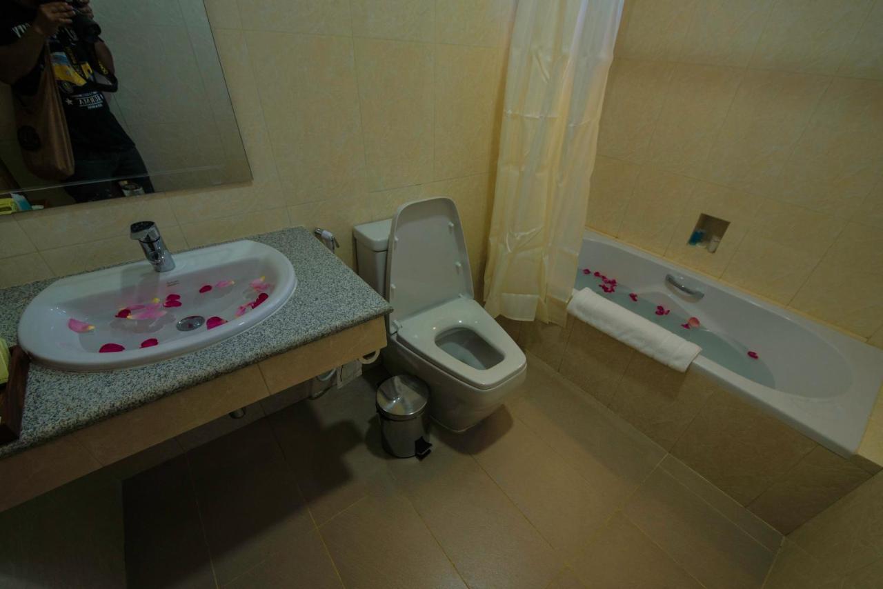 Win Unity Hotel Pyin Oo Lwin Kültér fotó